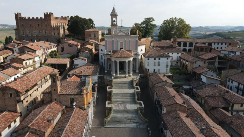 Anche Montemagno aggiunge Monferrato nel nome
